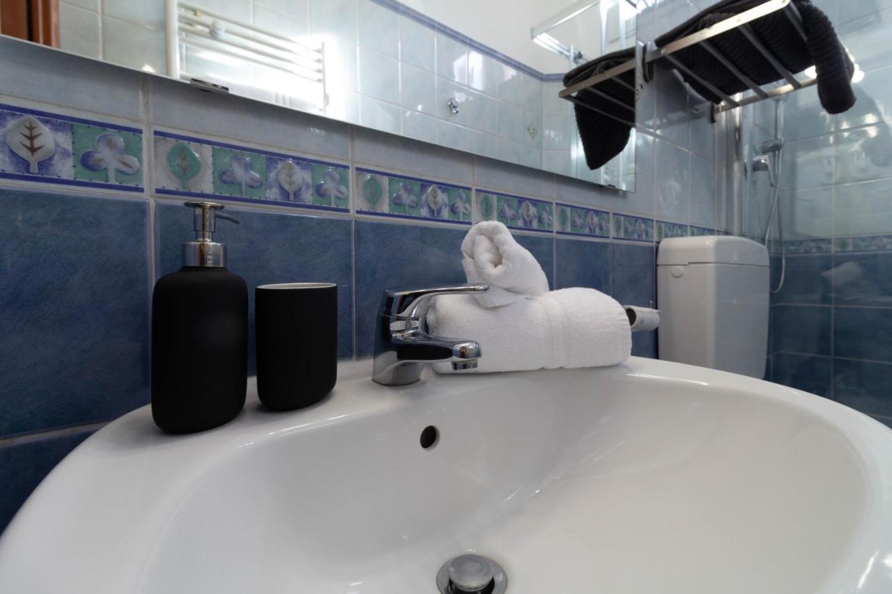 Rhum13 Apartment Lecco Ngoại thất bức ảnh